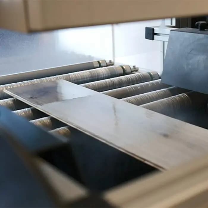 Sistem za nanošenje reaktivnih mrlja za drvo 4